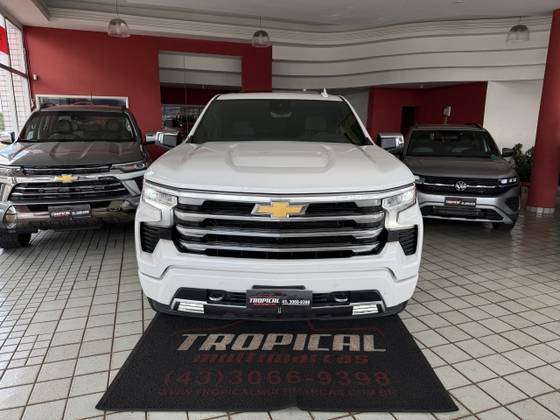 CHEVROLET SILVERADO 5.3 V8 GASOLINA 1500 HIGH COUNTRY 4X4 AUTOMÁTICO
